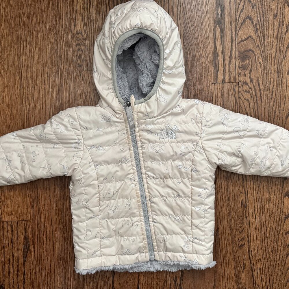 The North Face Infant Reversible Hooded Jacket - 6-12M - Cream with Gray Fleece